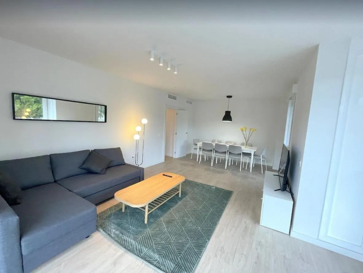 Nueva Andalucia, Apartment For Rent Marbella